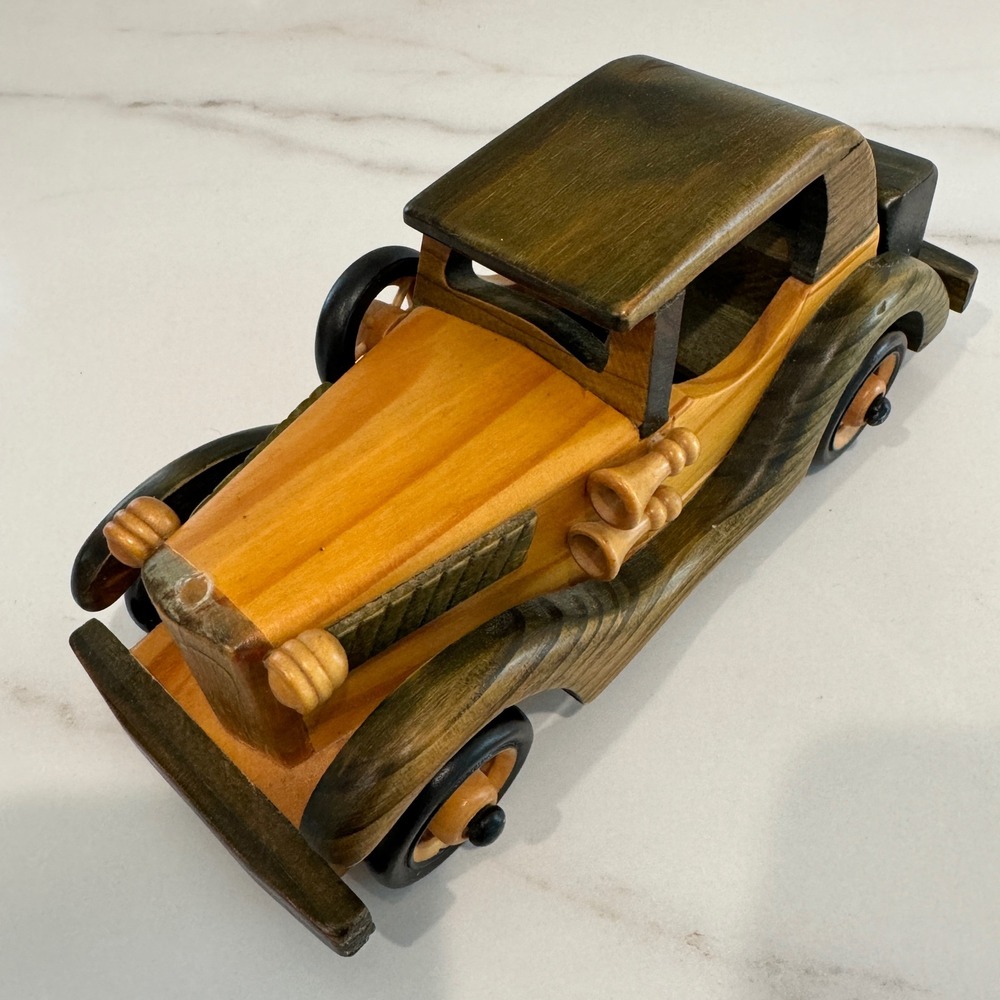 Vintage Style Wooden Model Car Unbranded Decor Unisex OS Green Brown Handmade
